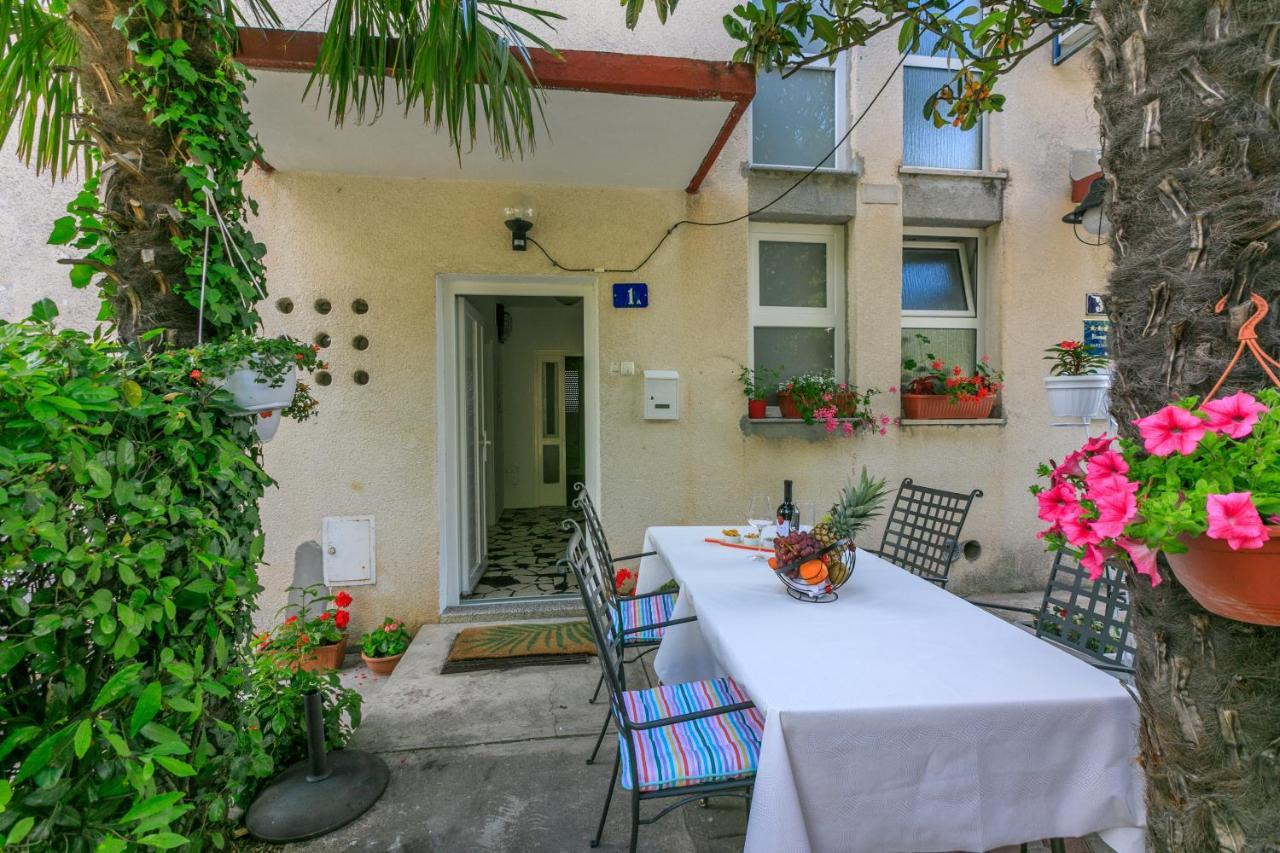 Apartment Carpe Diem "Pet Friendly" ซริกเวนิซา ภายนอก รูปภาพ